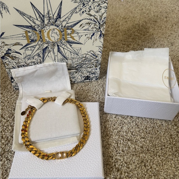 Christian Dior 30 Montaigne Short Necklace Gold Chain Necklace - Picture 6 of 10